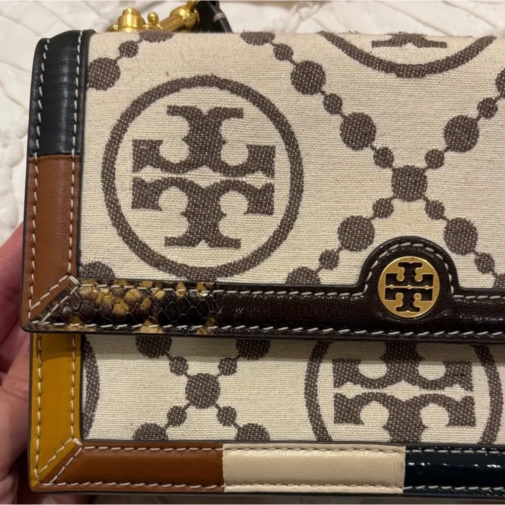 Tory Burch tory burch
